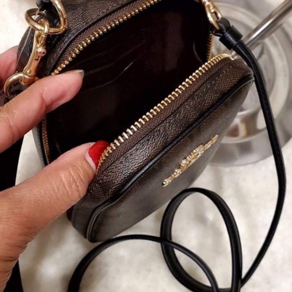 Coach Phone/Wallet Crossbody or Sling Bag - Picture 2 of 4